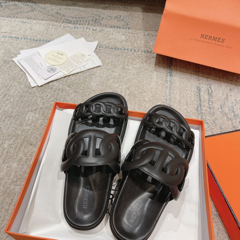 H**mes slippers